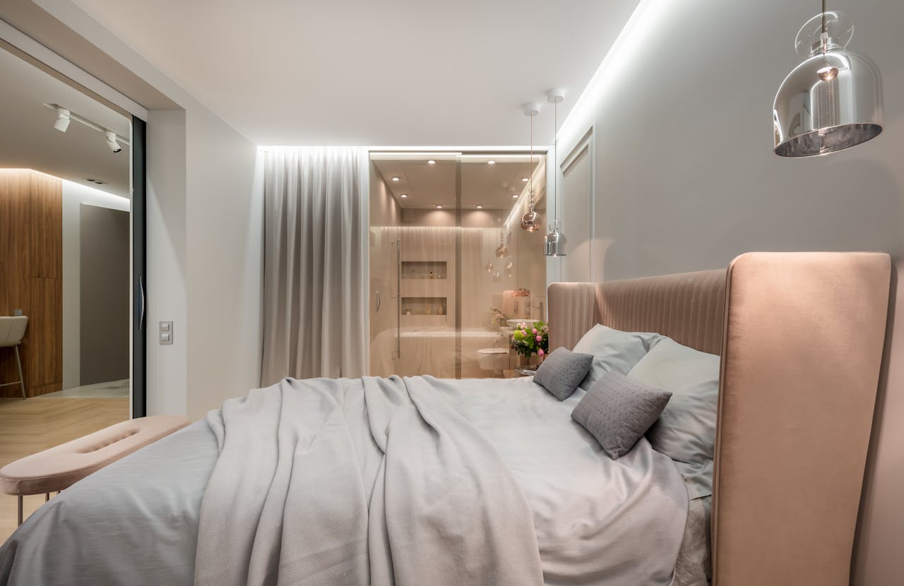 Meer gemak en sfeer met draadloze slaapkamer verlichting